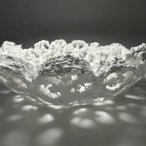 陶艺作品名称：《云骨》作者：陈进群