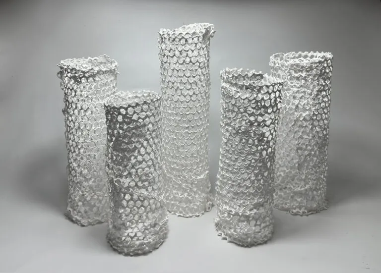 陶艺作品《洞见系列之五》作者：陈进群